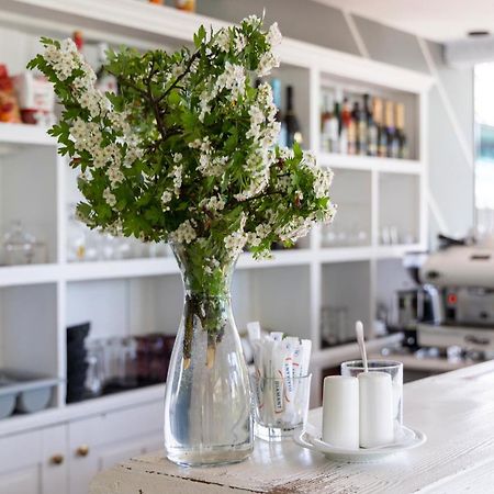 Guest House Nicava Bernāti Εξωτερικό φωτογραφία