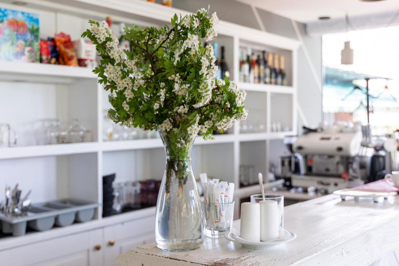 Guest House Nicava Bernāti Εξωτερικό φωτογραφία
