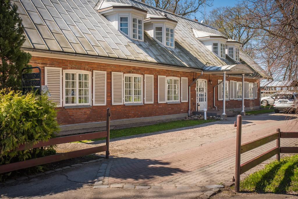 Guest House Nicava Bernāti Εξωτερικό φωτογραφία